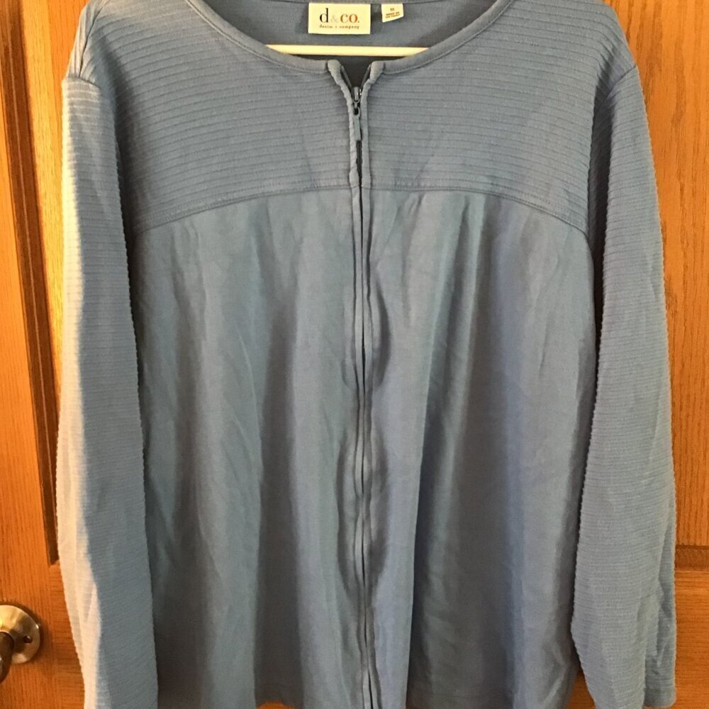 D & Co Sweater  60% Cotton 40% Polyester